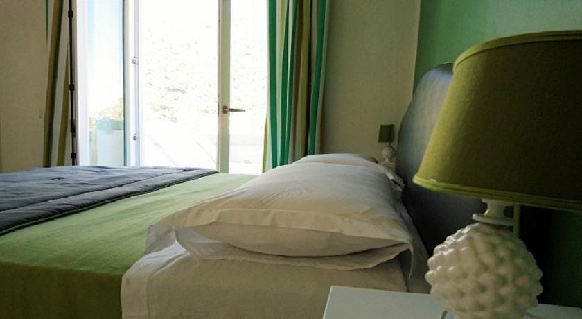 Il Miracolo Apartment Maiori Phòng bức ảnh